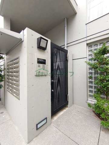 エントランス　アーク神楽坂