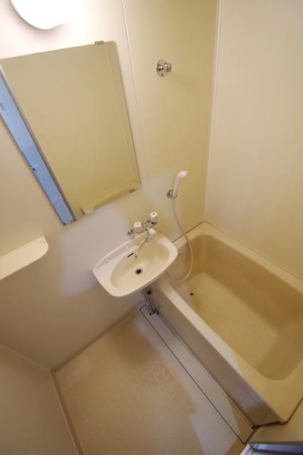 バス・シャワールーム　★お部屋探しはタウンハウジング稲田堤店まで★