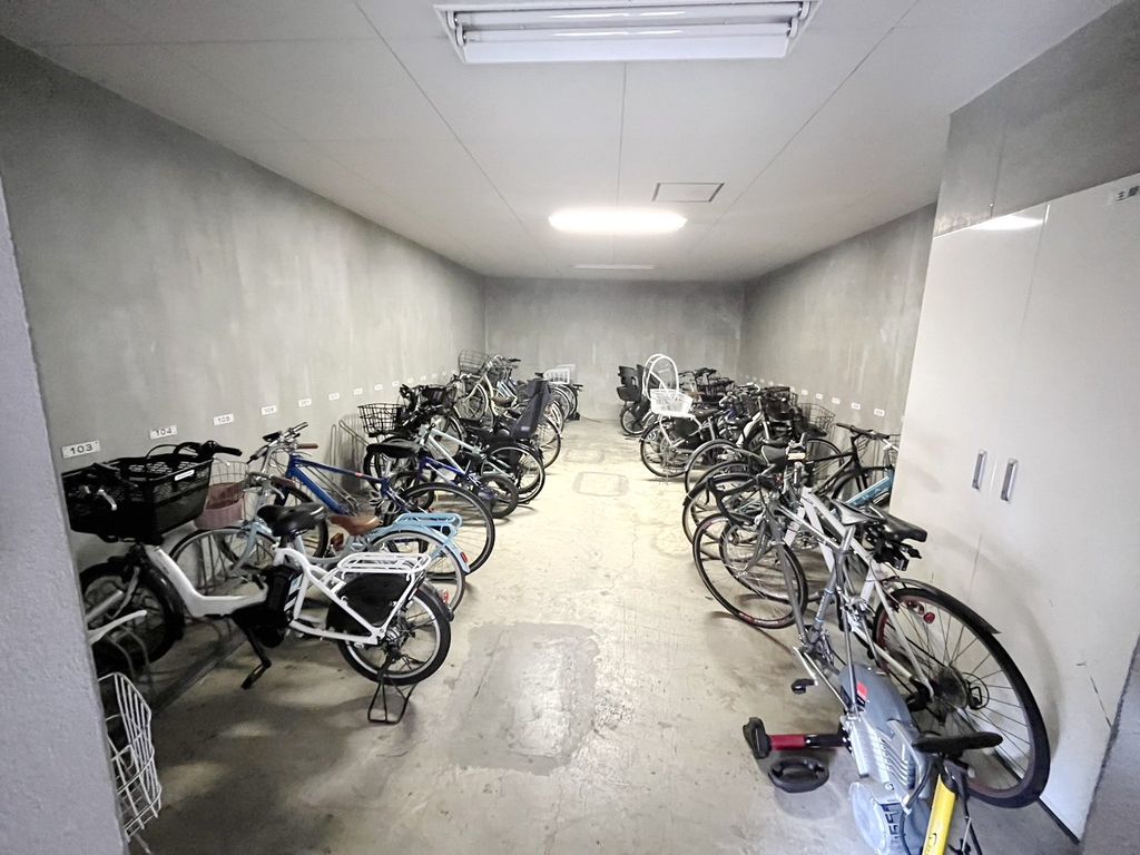 その他共有部分　駐車場