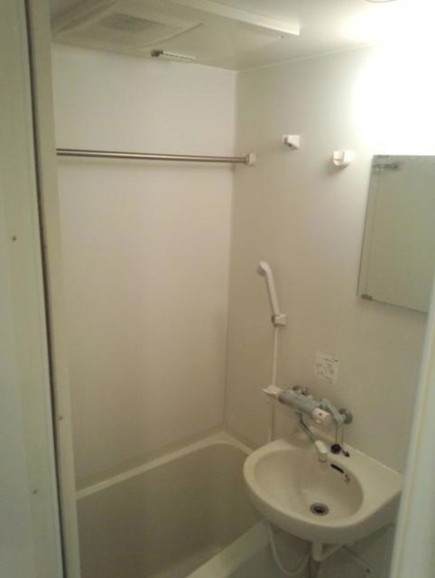 バス・シャワールーム　浴室乾燥機付