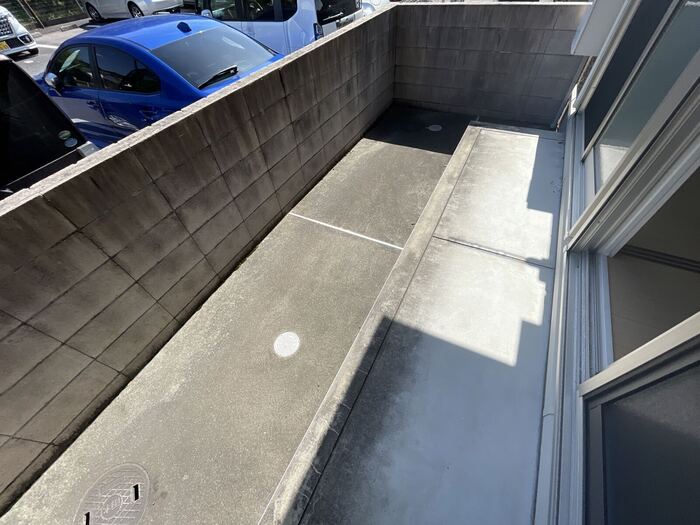 バルコニー　専用庭