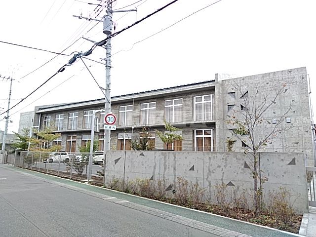 小学校　つくばみらい市立陽光台小学校（小学校）まで183m