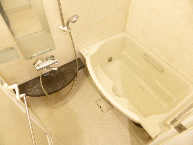 バス・シャワールーム　バス