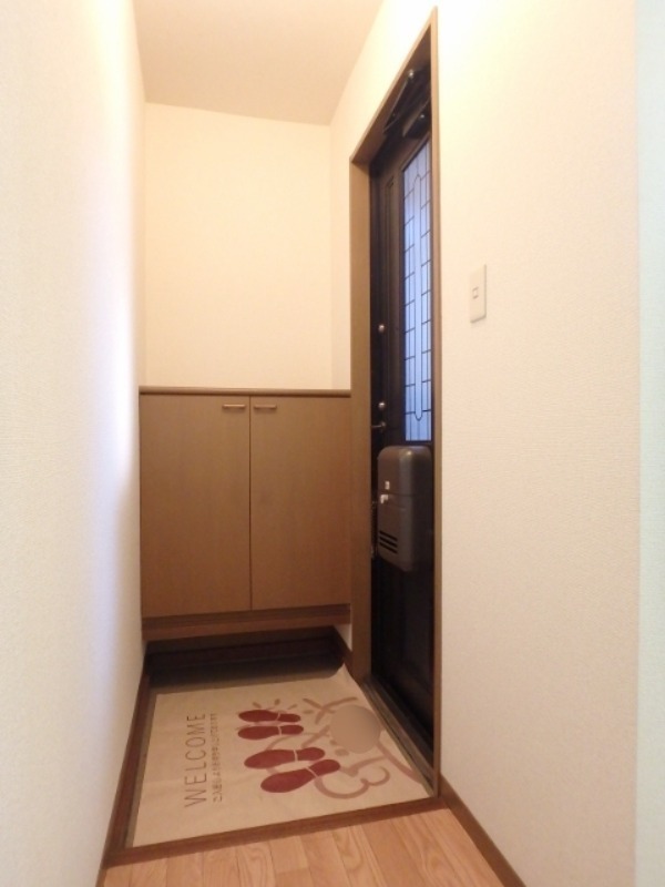 玄関　図面と現状に相違がある場合には現状を優先