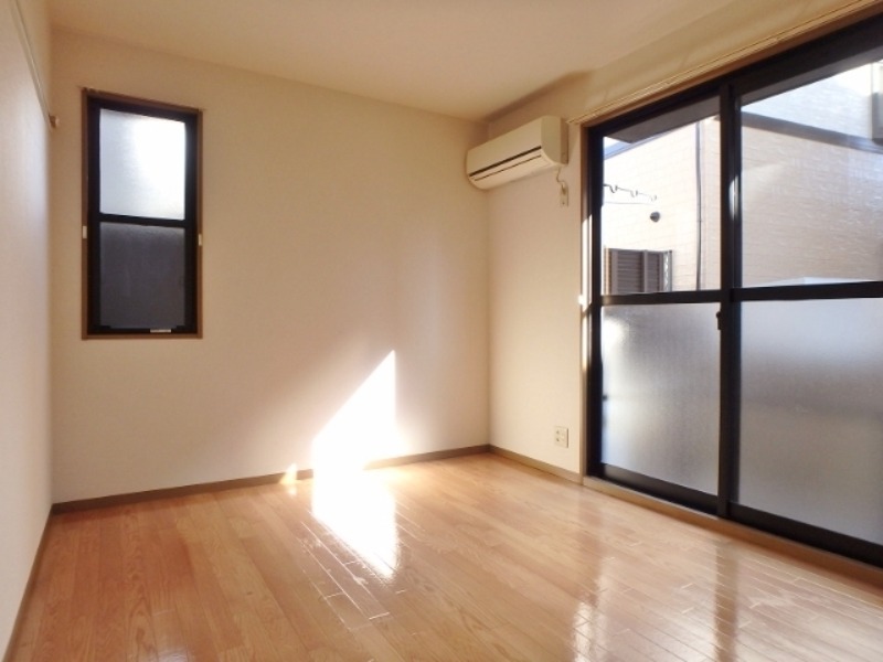 居室・リビング　図面と現状に相違がある場合には現状を優先