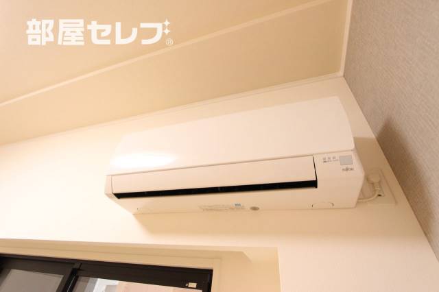 その他設備　エアコンで１年中快適ですね