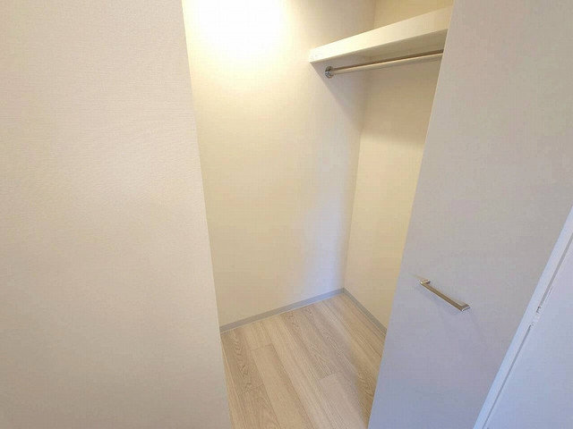 収納　ウォークインクローゼット