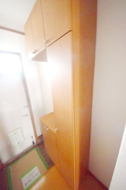 玄関　★靴箱です★