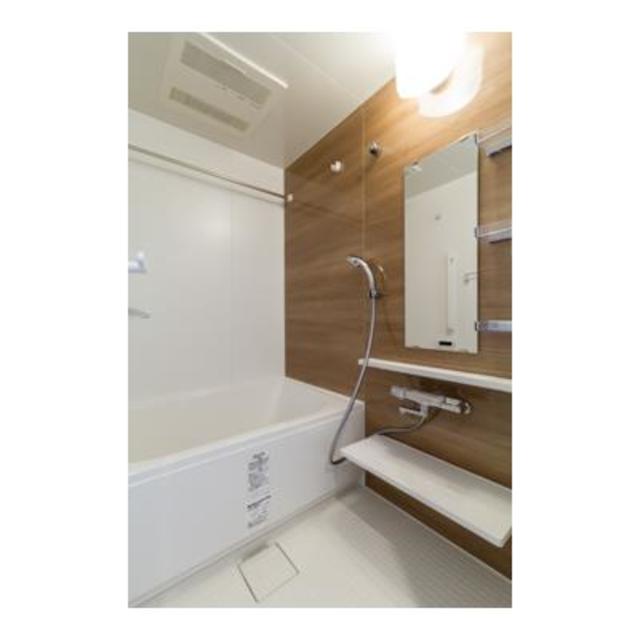 バス・シャワールーム　※写真は同タイプ住戸です。