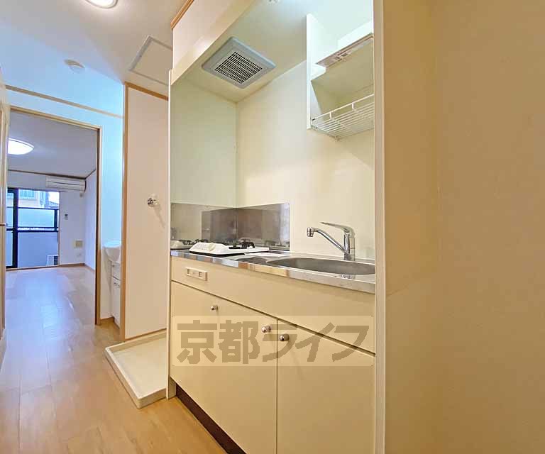 キッチン　システムキッチン入っています。