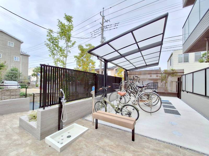 その他　★駐輪場★ペット専用足洗い場★