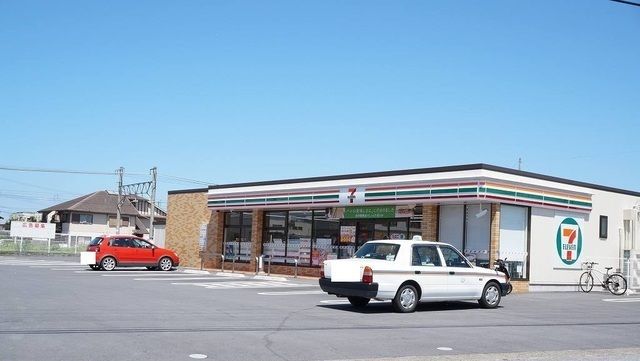 コンビニ　セブンイレブン彦根小泉町店様（コンビニ）まで1000m