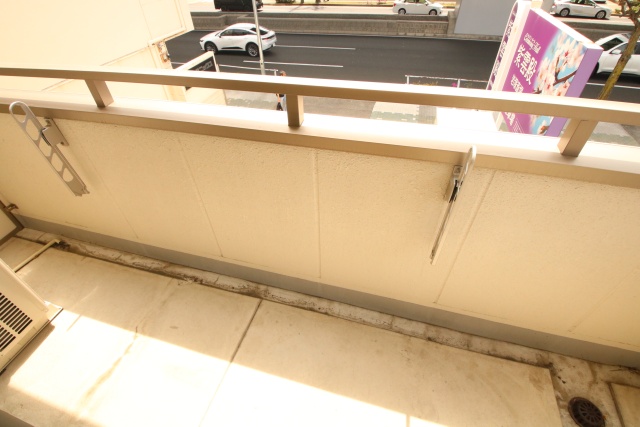 バルコニー　※別室の参考写真の為、現況優先です。