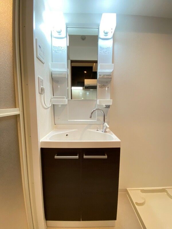 洗面設備　☆嬉しい独立洗面台☆