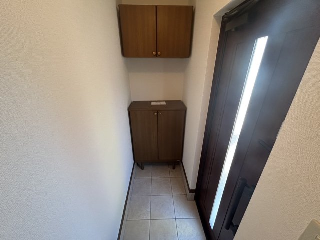 玄関　※同物件別号室の写真になります