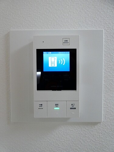 玄関　玄関、下足入