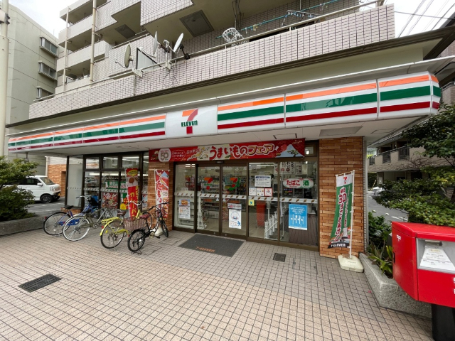 コンビニ　セブンイレブン川口芝新町店（コンビニ）まで330m