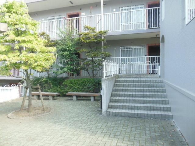 エントランス　★お部屋探しは、タウンハウジング多摩センター店へ★