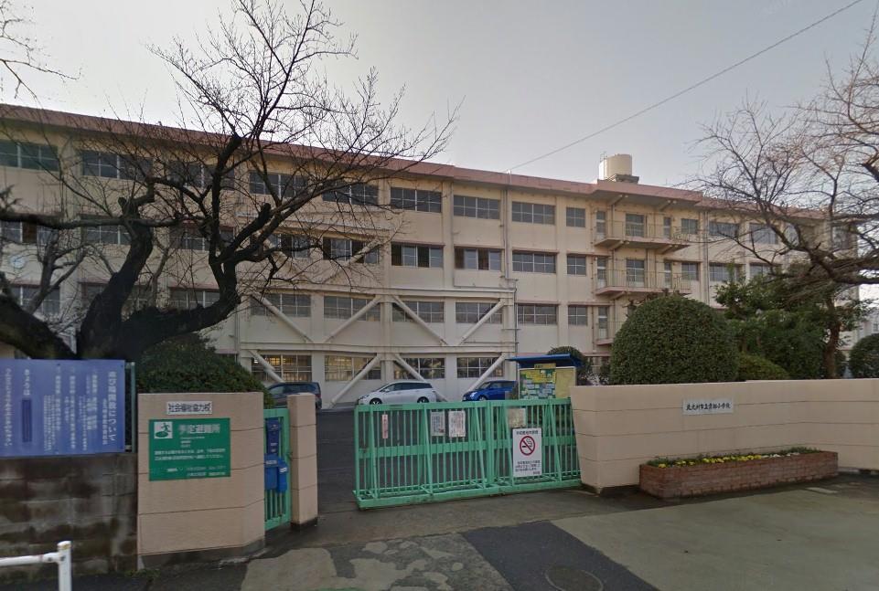 小学校　貴船小学校（小学校）まで320m