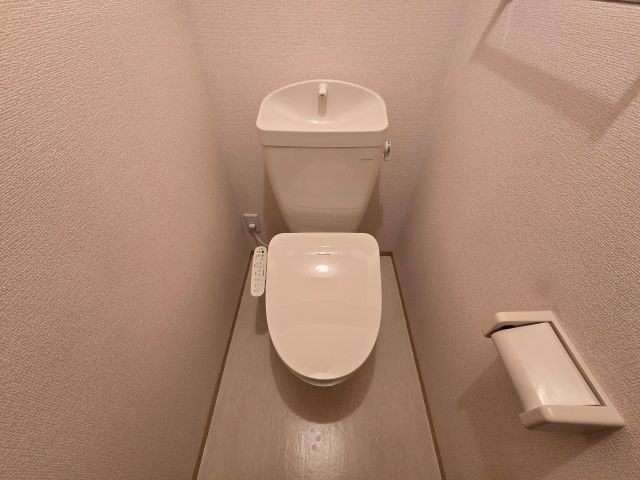 トイレ　B201号の写真を掲載しております