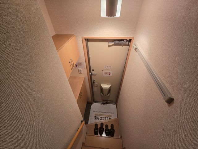 玄関　B201号の写真を掲載しております