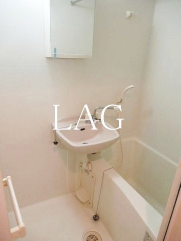 バス・シャワールーム　お風呂です。