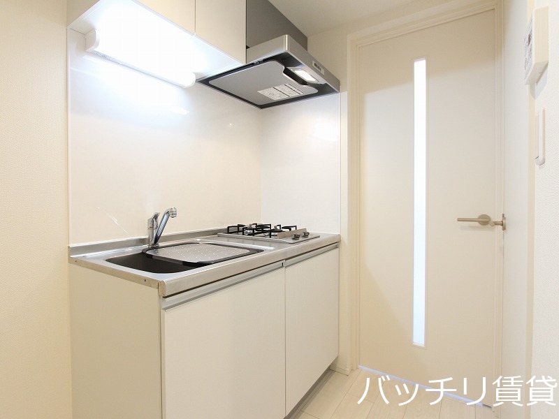 キッチン　画像は同型タイプの為、現状を優先致します。