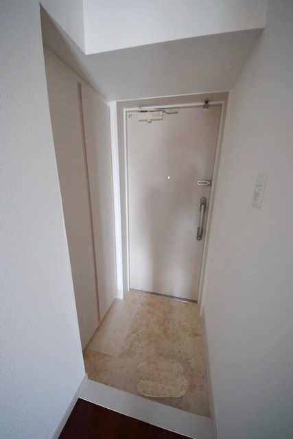 玄関　★お問い合わせはタウンハウジングまで★