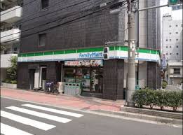 コンビニ　ファミリーマート台東三筋店（コンビニ）まで289m