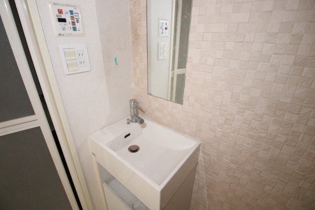 洗面設備　※別室の参考写真の為、現況優先です。