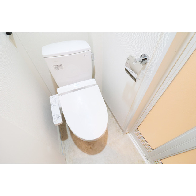 トイレ　シンプルで使いやすいトイレです