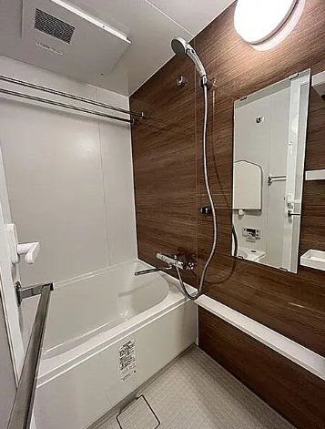 バス・シャワールーム　バス