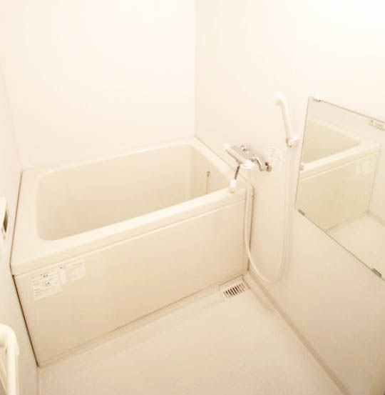 バス・シャワールーム　★ゆったり浸かれる浴槽★