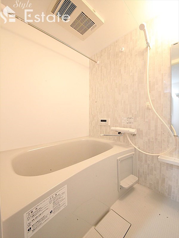 バス・シャワールーム　バスルーム