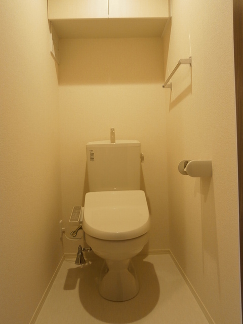 トイレ　Ａ３０７　温水洗浄暖房便座トイレ