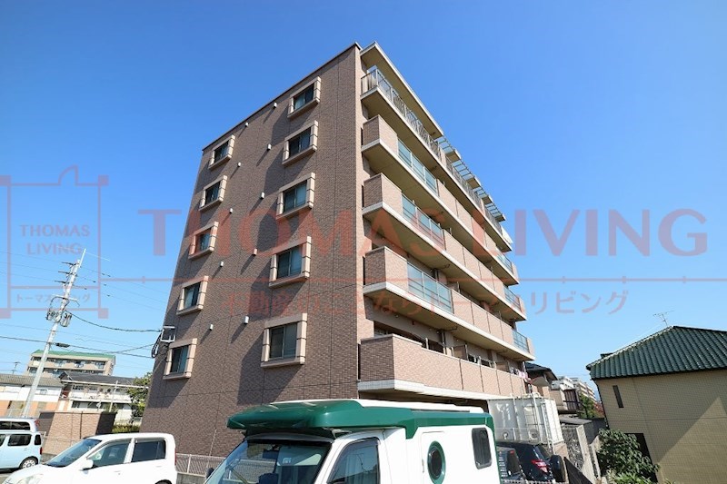 建物外観　粕屋町でのお部屋探しは、トーマスリビング粕屋店へご相談下さい