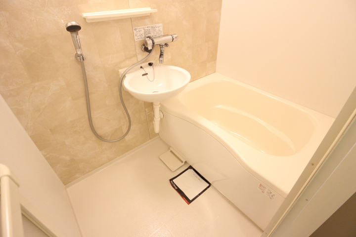 バス・シャワールーム