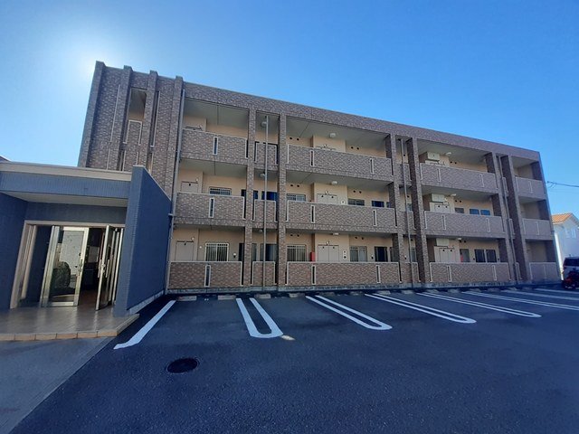 建物外観　外観は落ち着いています