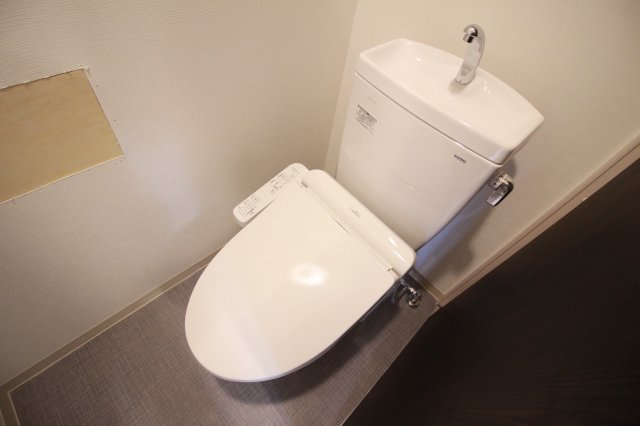 トイレ　トイレ