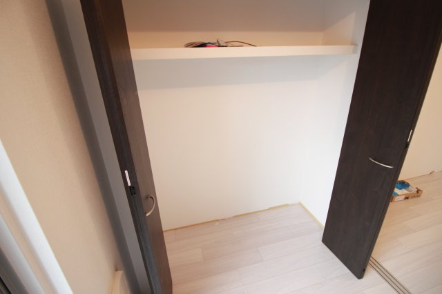 収納　洋室収納