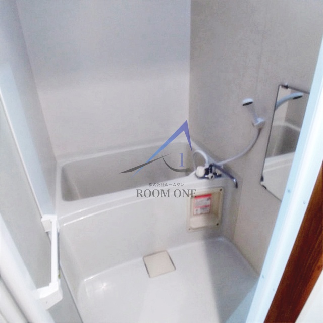 バス・シャワールーム　お風呂です。