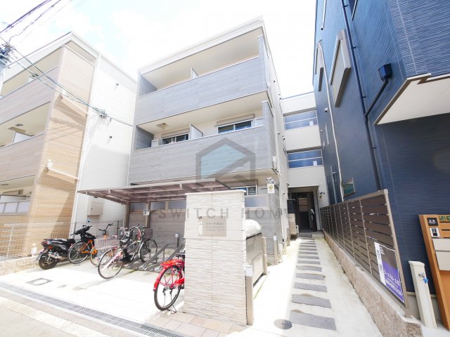 建物外観　デザイナーズ風のスタイリッシュな外観です