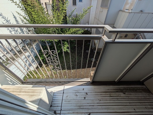 バルコニー　バルコニー♪（清掃前です）