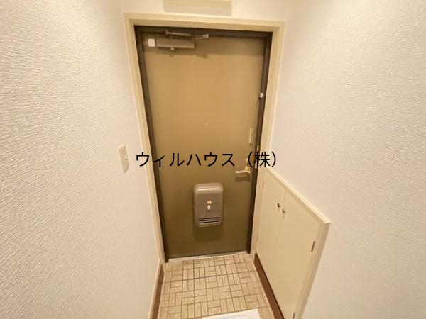 玄関　シューズボックスあり！