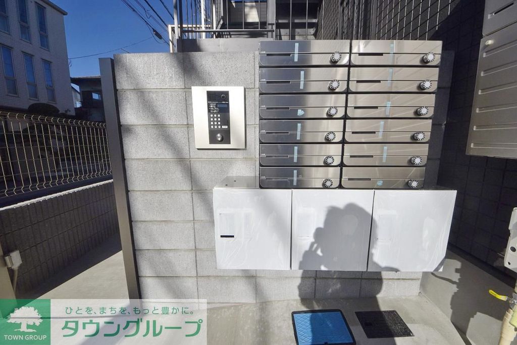 エントランス　エントランス