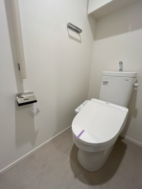 トイレ　※写真は同タイプ住戸です。