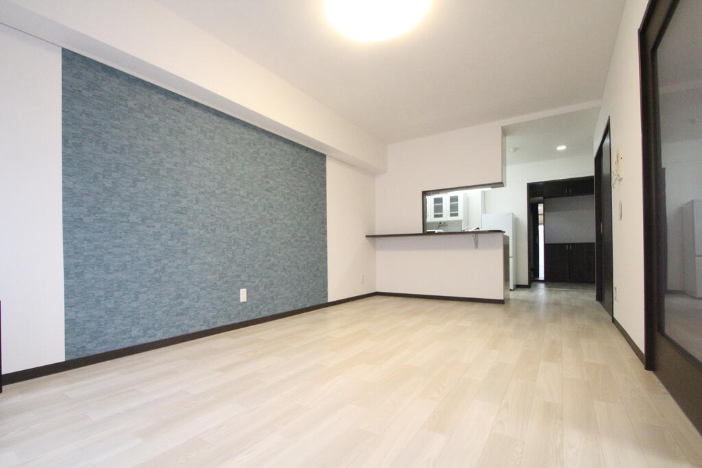 居室・リビング　家主から頂戴した写真です。（退去予定者入居前写真）