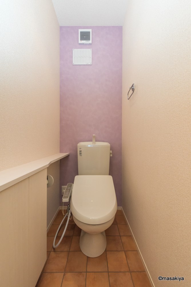 トイレ　トイレ　ウォシュレット付