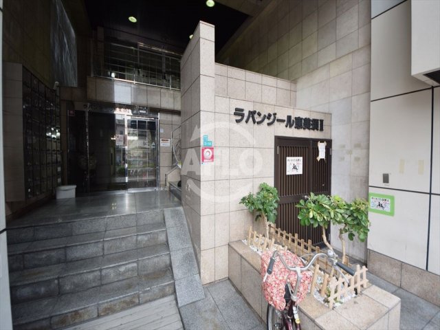 エントランス　ラパンジール恵美須 II　エントランス