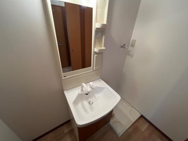 洗面設備　洗髪洗面化粧台